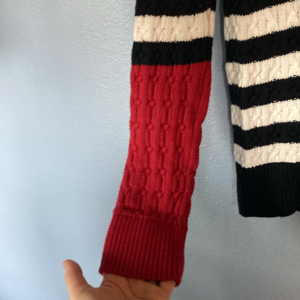 TOMMY HILFIGER knitted long sleeve sweater. Size medium. 💯 cotton. Color block - Picture 4 of 7